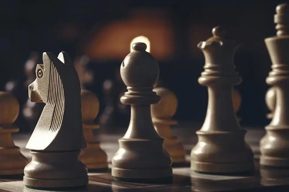 چگونه در شطرنج برنده شویم؟ | 24 نکته کلیدی برای کیش و مات حریف! 2 چگونه در شطرنج برنده شویم؟ | 24 نکته کلیدی برای کیش و مات حریف! | تصویر 2